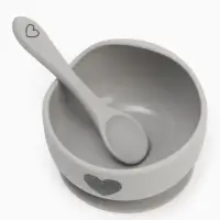 Тарелка детская на присоске и ложка, серый, Mum&Baby Тарелка детская на присоске и ложка, серый, Mum&Baby