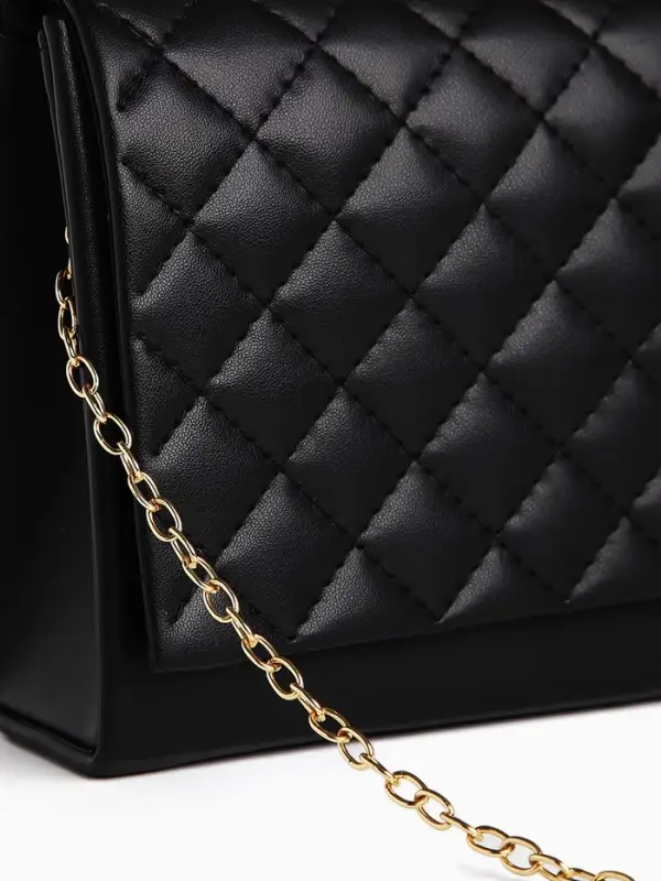 Сумка-клатч женская на магните, на длинной цепочке, со стёжкой, чёрная