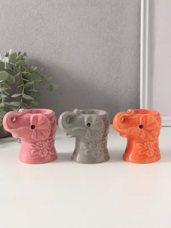 Аромалампа для эфирных масел &laquo;Слоник в цветах&raquo;, керамика, 8.5&times;5.8&times;7.4 см, МИКС