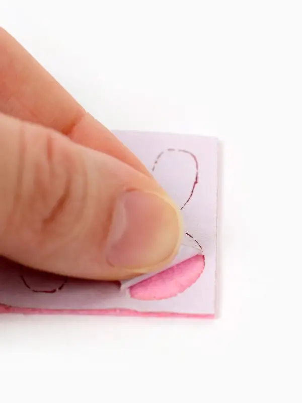 Набор для создания брелка из фетра "Зайка"