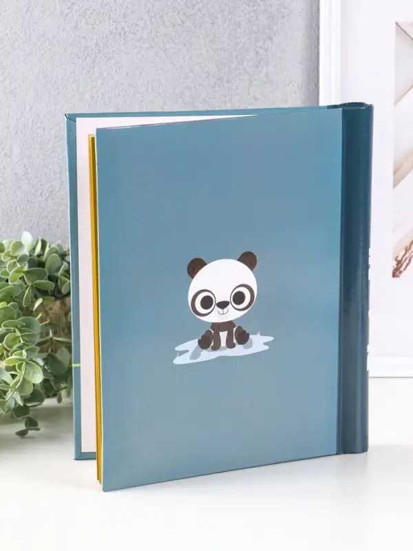 Фотоальбом 20 магнитных листов 23X28см, Фотоальбом 20 магнитных листов 23X28см, "Футбол" ,пер-т внутр.спираль