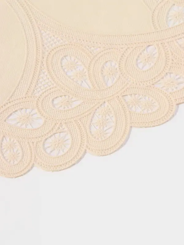 Салфетка ажурная &laquo;Цветок&raquo;, d=38 см, бежевая