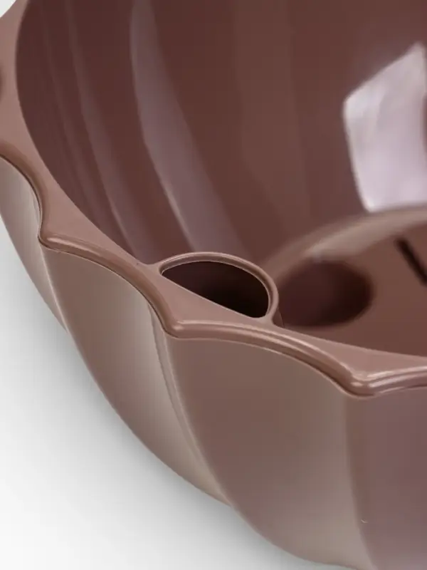 Кашпо для цветов с автополивом &laquo;Ракушка&raquo;, 2.4 л, d=22 см, h=10.5 см, цвет мокко