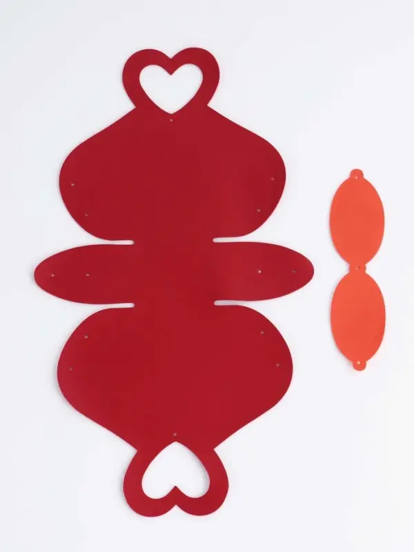 Кожаная подарочная сумочка для бижутерии и сувениров, красная с бантом, 10.5&times;5&times;6 см