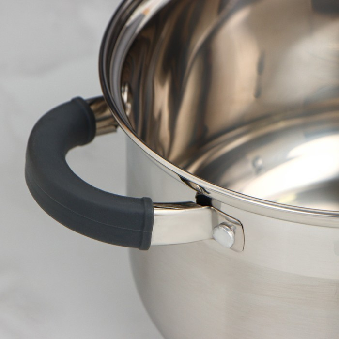 Кастрюля «Ирида», 3.9 л, d=20 см, капсульное дно, индукция Кастрюля «Ирида», 3.9 л, d=20 см, капсульное дно, индукция