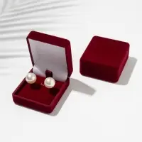 Футляр бархатный под серьги, кулон &laquo;Традиции&raquo;, 4.5&times;5&times;2 см, бордовый