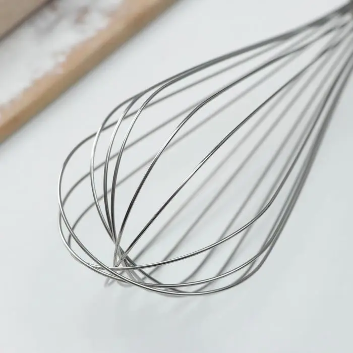 Венчик для взбивания KONFINETTA «Сильвер», струна 1,3 мм, 37×8×8 см, цвет серебристый Венчик для взбивания KONFINETTA «Сильвер», струна 1,3 мм, 37×8×8 см, цвет серебристый