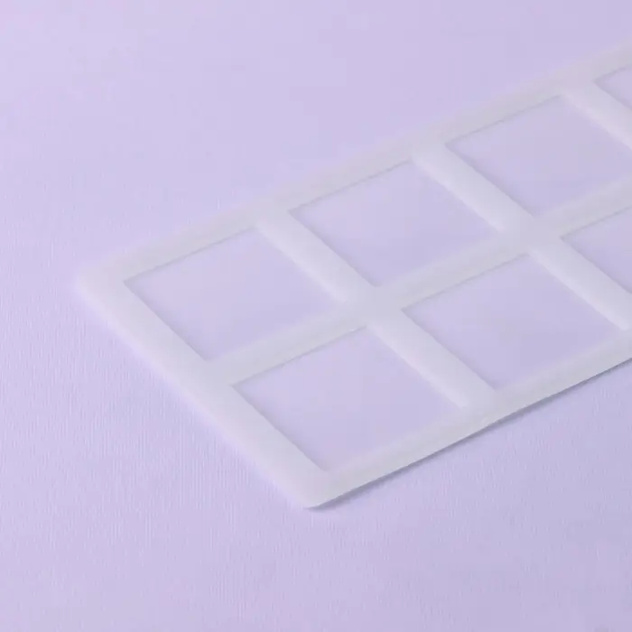 Форма для шоколада &laquo;Квадрат&raquo;, силикон, 8 ячеек, 22.5&times;11&times;0.3 см, прозрачная