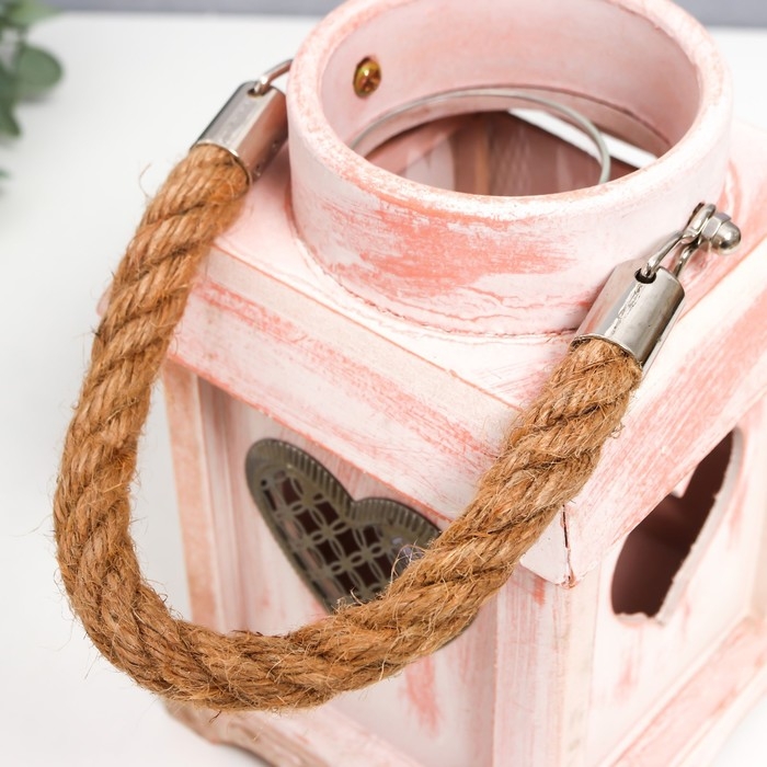 Подсвечник дерево на 1 свечу Подсвечник дерево на 1 свечу "Фонарик с сердцем" с ручкой 20х12х12 см