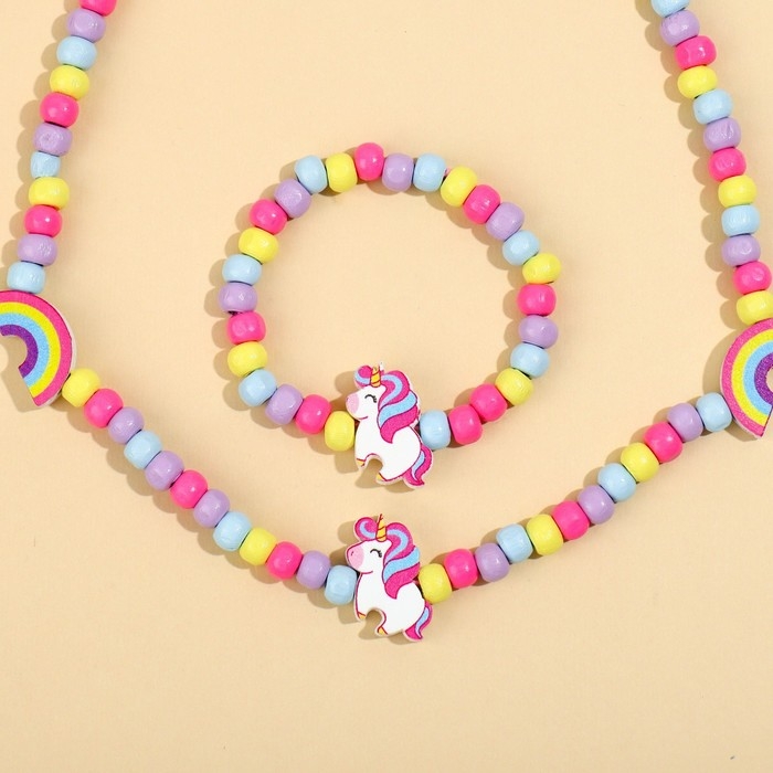 Бижутерия «Самая милая» набор для девочек: браслет и бусы, 7 х 9 см Бижутерия «Самая милая» набор для девочек: браслет и бусы, 7 х 9 см