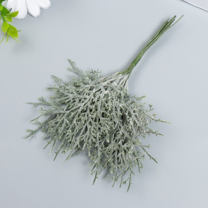 Искусственное растение для творчества Искусственное растение для творчества "Можжевельник" 1 букет=10 веточек серый 15 см