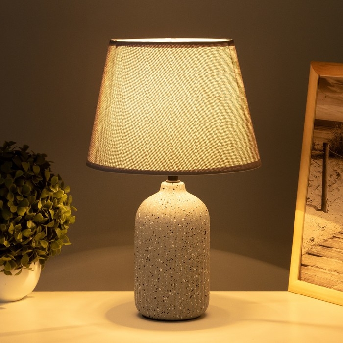 Лампа настольная Лампа настольная "Беатрис" 1х40Вт Е14 темно-серый 22х22х36см