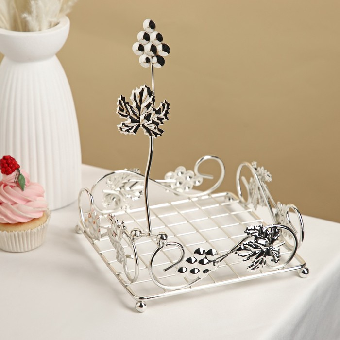 Салфетница «Виноград», декоративная, 13,5×13,5×7 см, цвет серебряный Салфетница «Виноград», декоративная, 13,5×13,5×7 см, цвет серебряный