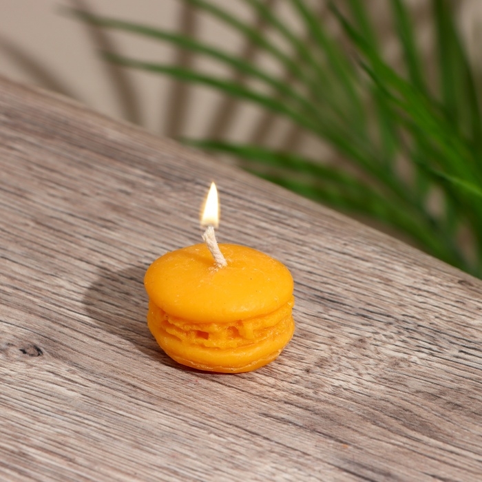 Свеча  Свеча "Макарун" 3,5х3,5х2 см, соевый воск МИКС