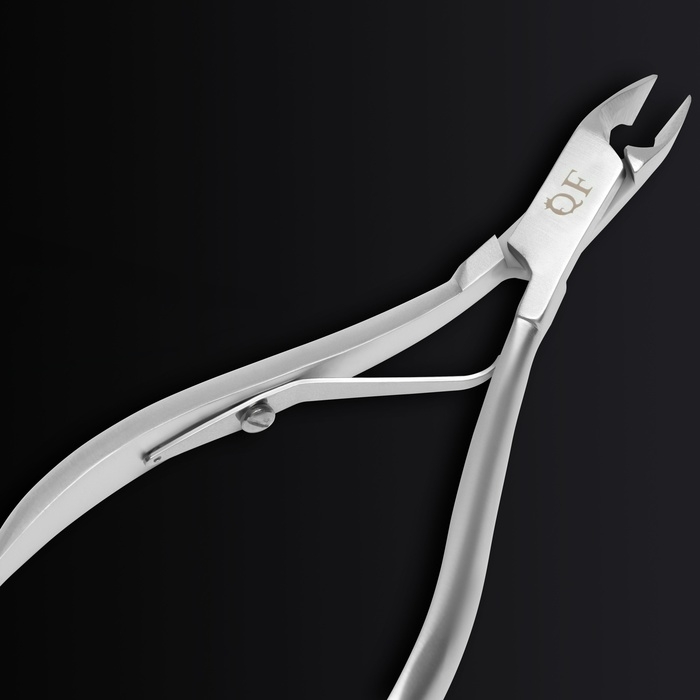 Кусачки маникюрные для кутикулы «Premium satin», эргономичные, 10,1 см, длина лезвия - 7 мм, цвет серебристый