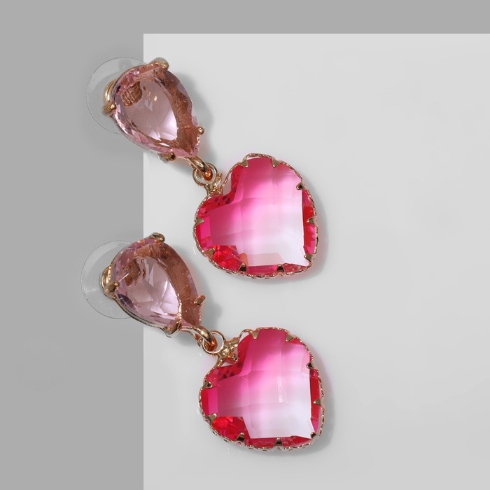 Серьги со стразами «Клео» сердце, цвет розовый в золоте Серьги со стразами «Клео» сердце, цвет розовый в золоте