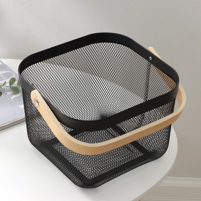 Корзинка универсальная LaDо́m, 26,5×25,5×18 см, цвет чёрный Корзинка универсальная LaDо́m, 26,5×25,5×18 см, цвет чёрный