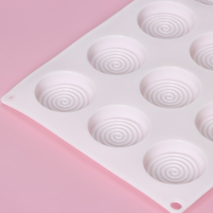 Форма для конфет и шоколада Доляна «Гипноз», силикон, 29×17×1,1 см, 15 ячеек (d=4,2 см), цвет белый Форма для конфет и шоколада Доляна «Гипноз», силикон, 29×17×1,1 см, 15 ячеек (d=4,2 см), цвет белый