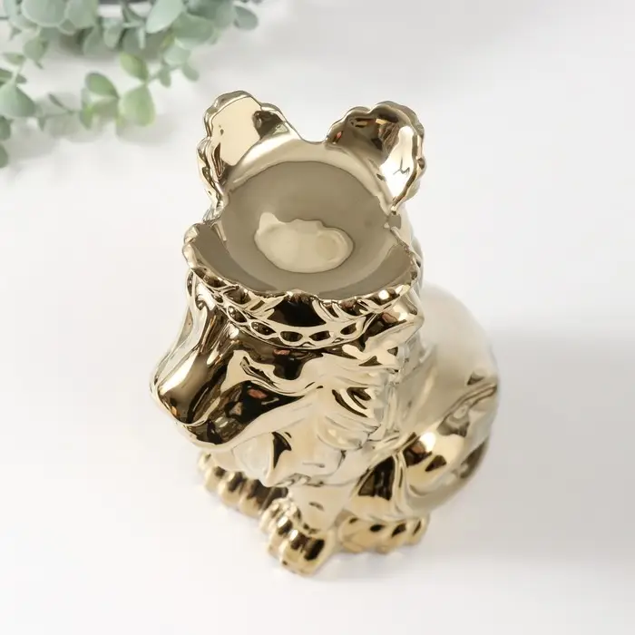 Фигурка керамика &laquo;Лев в короне&raquo;, золото, 17&times;12&times;26 см