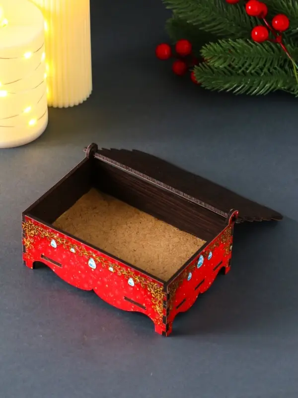 Шкатулка новогодняя "Удачи" 14х9,3х6 см