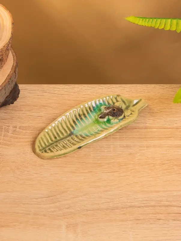 Подставка под благовония  Подставка под благовония "Черепашонок на листе" керамика, цв. МИКС, 15х6х2 см