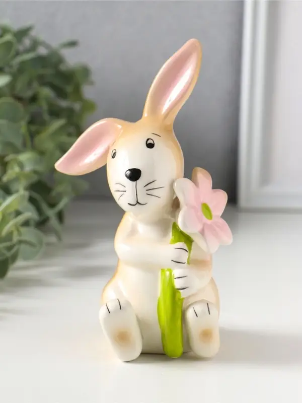 Сувенир керамика "Зайчик с розовой ромашкой" 7,9х7,3х14 см