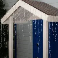 Гирлянда &laquo;Бахрома&raquo; 3&times;0.9 м, IP44, УМС, белая нить, 232 LED, свечение синее, 220 В