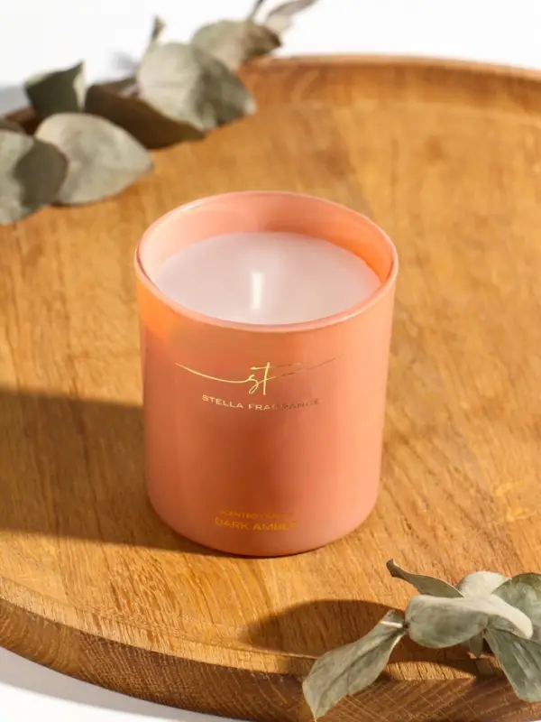 Свеча ароматическая Stella Fragrance 160 гр, Dark Amber Свеча ароматическая Stella Fragrance 160 гр, Dark Amber