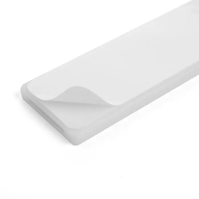 Держатель самоклеящийся для удлинителя ТУНДРА, 40×103 мм