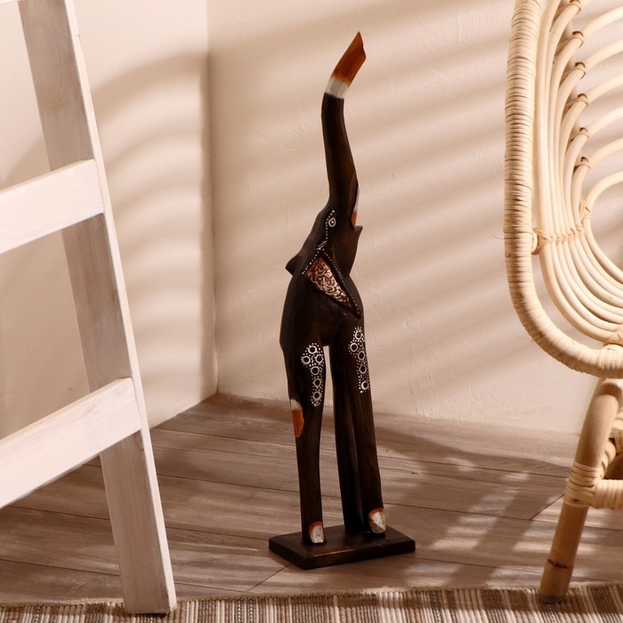 Сувенир дерево Сувенир дерево "Слон хобот вверх резной" выс. 60 см