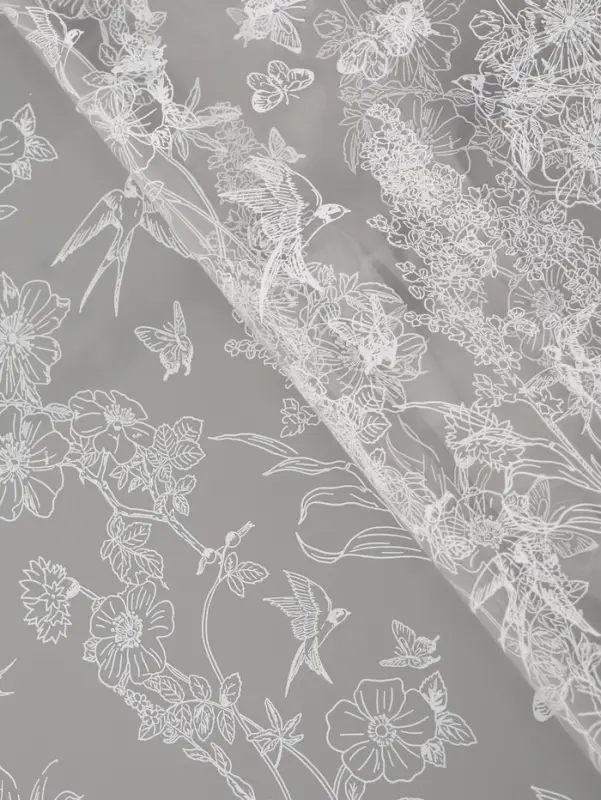 Плёнка для цветов &laquo;Ласточки&raquo;, прозрачная/белая, 0.6&times;9.3&plusmn;5% м, 40 мкм, 200 г