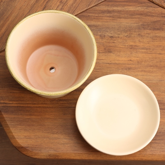 Горшок цветочный Горшок цветочный "Мессина" бежевый-золото 1,4 л