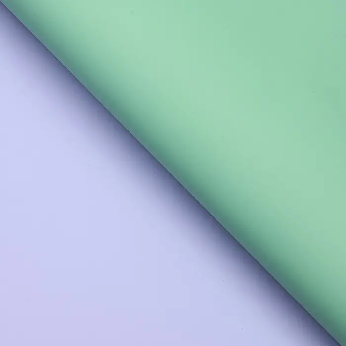 Пленка для цветов матовая, зелёный - голубой, 56×57 см Пленка для цветов матовая, зелёный - голубой, 56×57 см