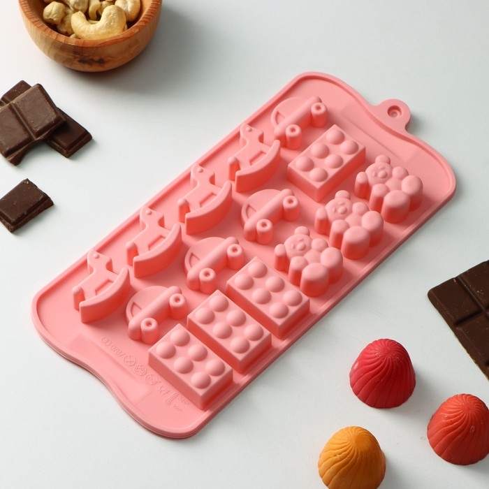 Форма для конфет и шоколада Доляна «Детские игрушки», силикон, 21×11 см, 15 ячеек (3,5×2 см), цвет МИКС Форма для конфет и шоколада Доляна «Детские игрушки», силикон, 21×11 см, 15 ячеек (3,5×2 см), цвет МИКС