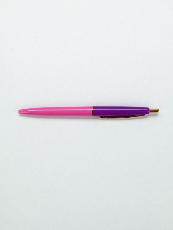 Ручка шариковая синяя паста, пластиковый корпус, автоматическая «С 8 марта, самая лучшая» 0,7 мм Ручка шариковая синяя паста, пластиковый корпус, автоматическая «С 8 марта, самая лучшая» 0,7 мм