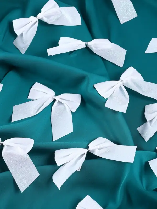 Украшение ёлочное «Бантик» (набор 12 шт) 9 см, белый Украшение ёлочное «Бантик» (набор 12 шт) 9 см, белый