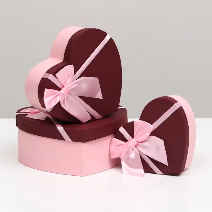 Набор подарочных коробок сердце 3 в 1, бордовый, 21&times;19&times;9 - 15.5&times;14&times;6 см