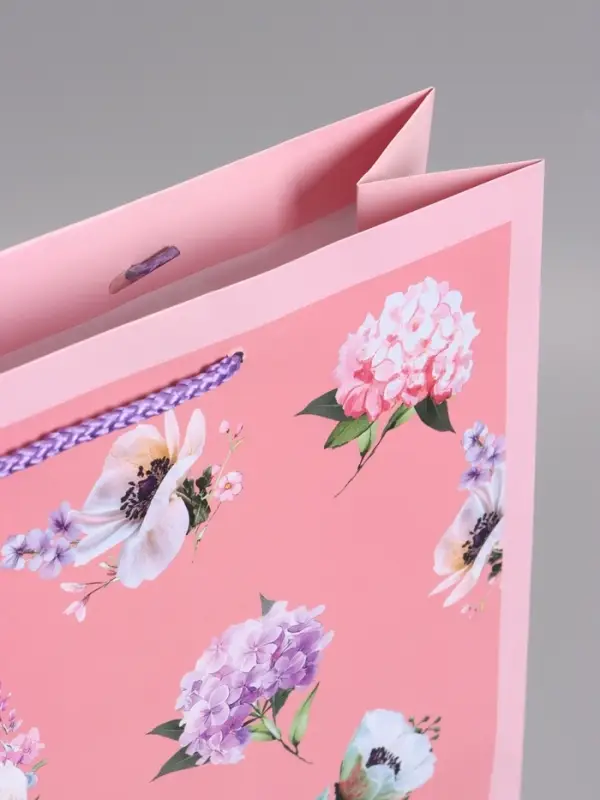 Пакет подарочный "Любви и счастья", ламинированный, 33 х 42,5 х 10 см