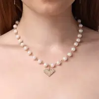 Колье с жемчугом &laquo;Сердце&raquo;, квадратное, шар №6, белое в золоте, L=40 см