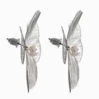 Серьги с жемчугом &laquo;Цветы&raquo;, лёгкие, белые в серебре