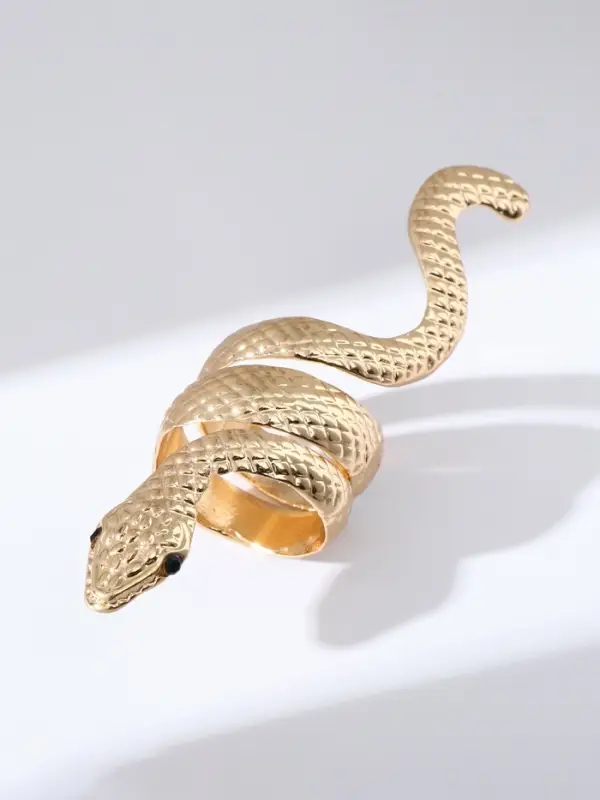Кольцо &laquo;Змея&raquo;, ребристая, цвет золото, безразмерное