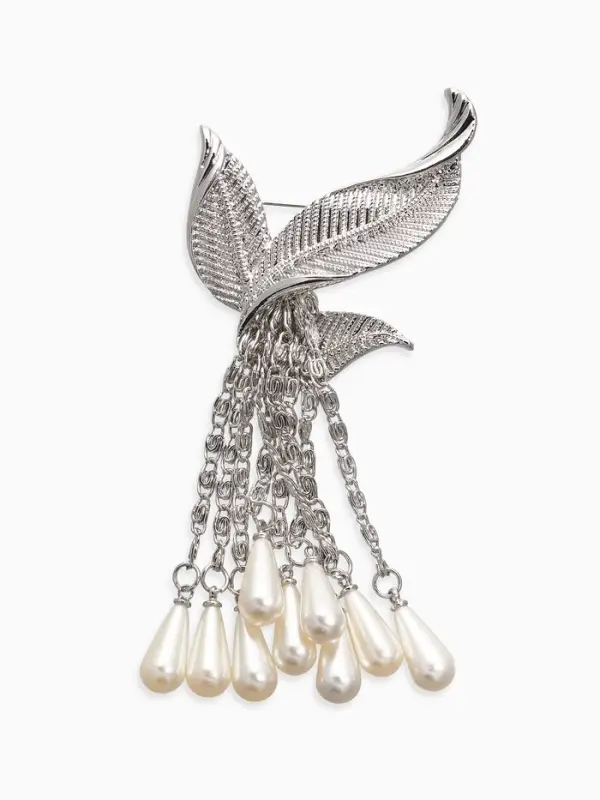 Брошь Брошь "Птица с жемчужным хвостом", цвет белый в серебре