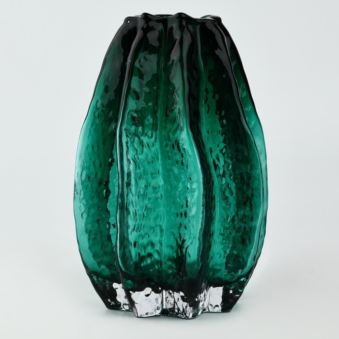 Ваза для цветов «Канди грин» из зеленого стекла 20×14×14 см Ваза для цветов «Канди грин» из зеленого стекла 20×14×14 см