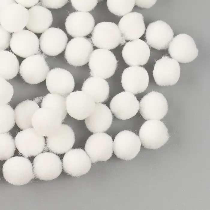 Помпоны для рукоделия «Бомбошки для творчества», 100 шт. набор, размер 1 шт. — 0.6 см, белые Помпоны для рукоделия «Бомбошки для творчества», 100 шт. набор, размер 1 шт. — 0.6 см, белые