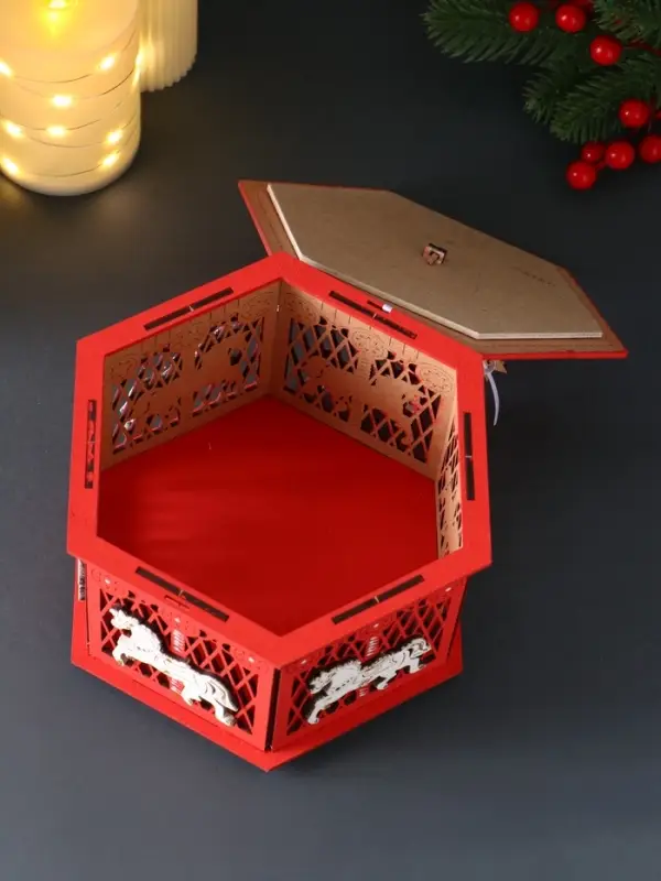 Шкатулка «Карусель», 19×16.5×13 см Шкатулка «Карусель», 19×16.5×13 см