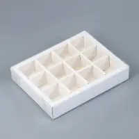 Коробка для 12 конфет, белая, с прозрачной ПВХ крышкой, 19&times;15&times;3.5 см