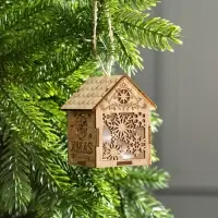 Ёлочная игрушка &laquo;Домик со снежинками&raquo;, 8&times;6.5&times;6 см, от батареек, свечение тёплое белое