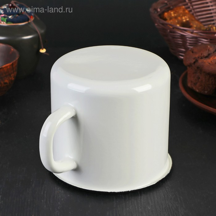 Кружка эмалированная с носиком, 1 л, без деколи, цвет белый Кружка эмалированная с носиком, 1 л, без деколи, цвет белый