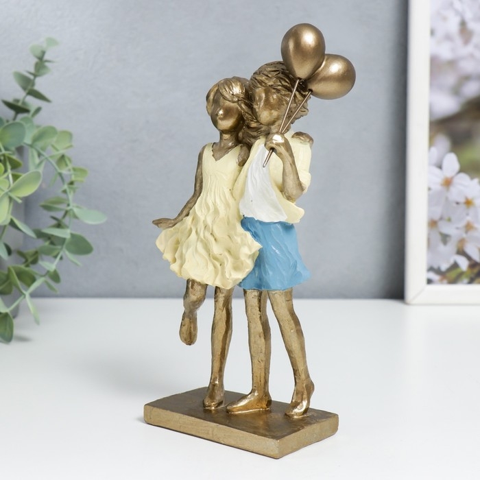 Сувенир полистоун  Сувенир полистоун "Детишки с воздушными шариками, в жёлтых нарядах" 20х5х10 см