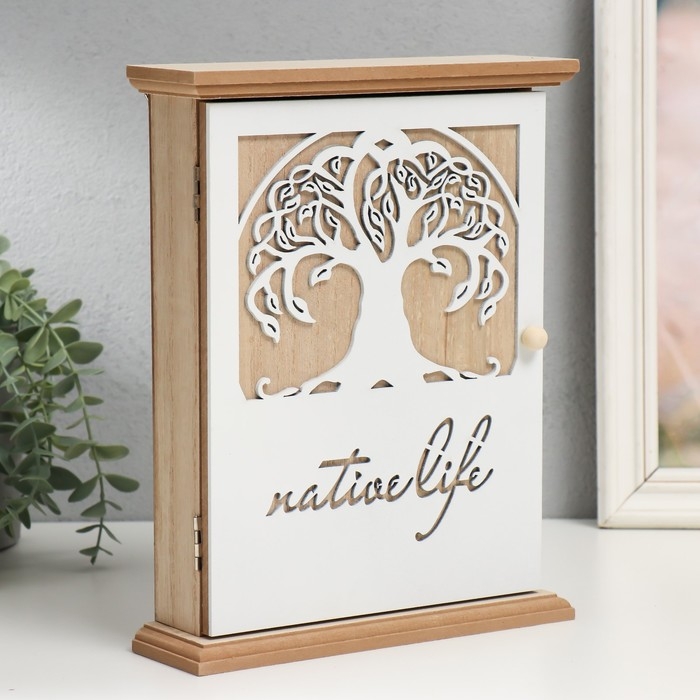 Ключница дерево 6 крючков Ключница дерево 6 крючков "Древо. Ключница" 26,5х20,8х6,3 см